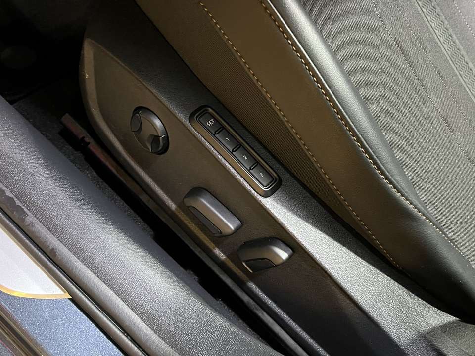 CUPRA Leon - Imagem 11