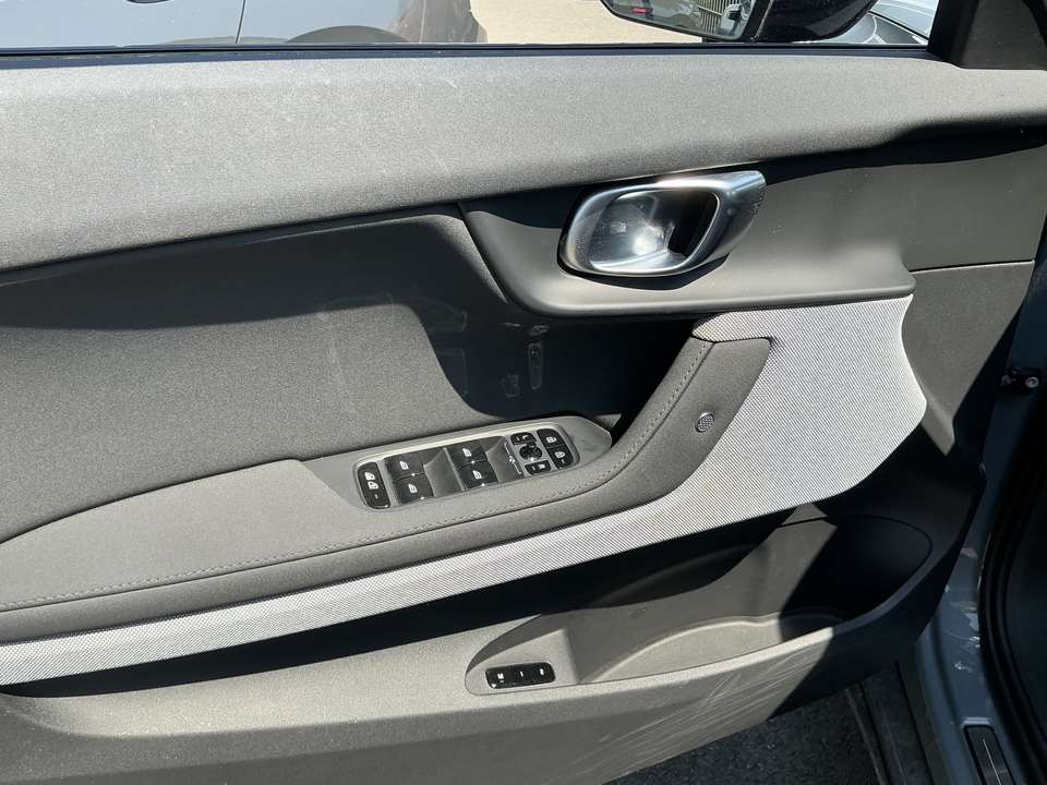 Polestar 2 - Imagem 4