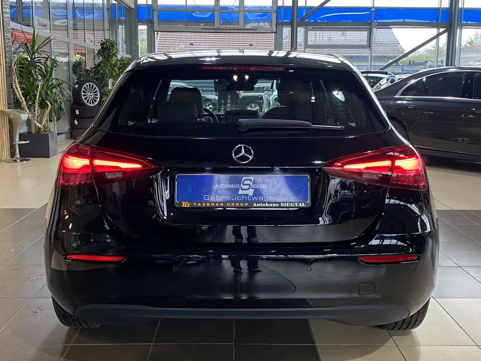 Mercedes-Benz A 180 - Imagem 5