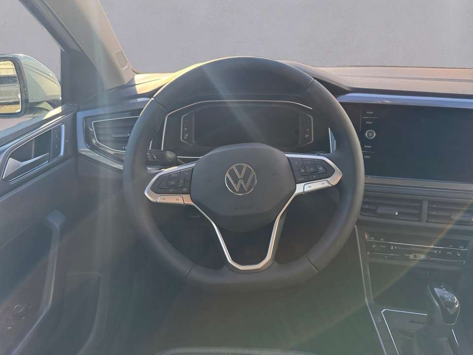 Volkswagen Polo - Imagem 12