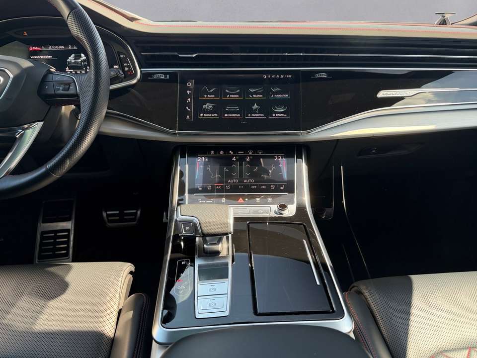 Audi SQ7 - Imagem 11