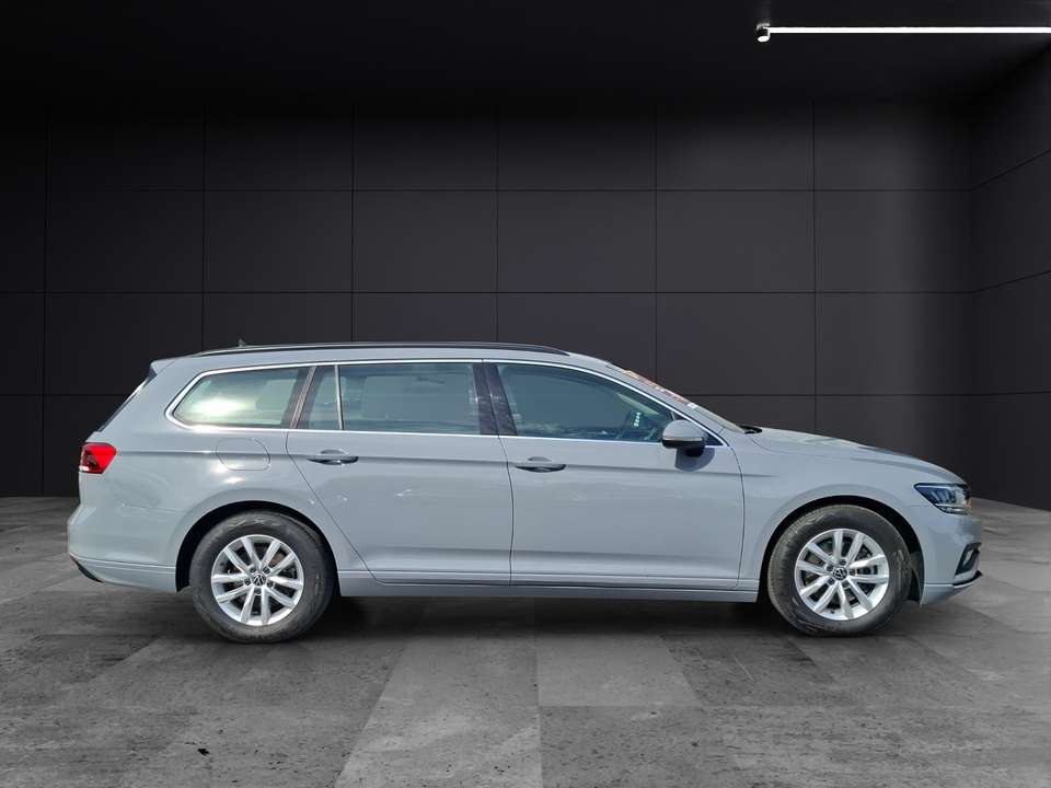 Volkswagen Passat Variant - Imagem 6