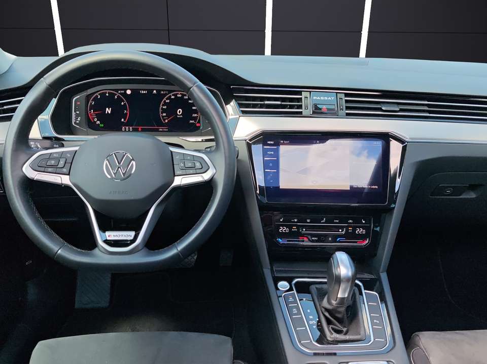 Volkswagen Passat Variant - Imagem 14