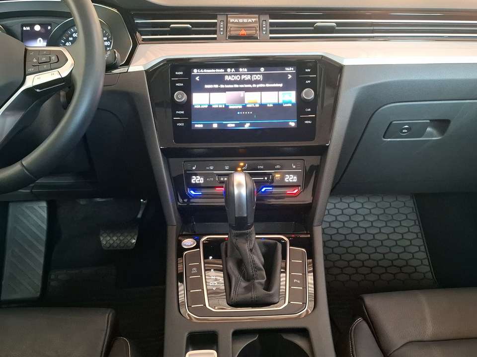 Volkswagen Passat Variant - Imagem 15