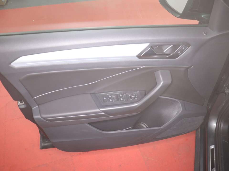 Volkswagen T-Roc - Imagem 14