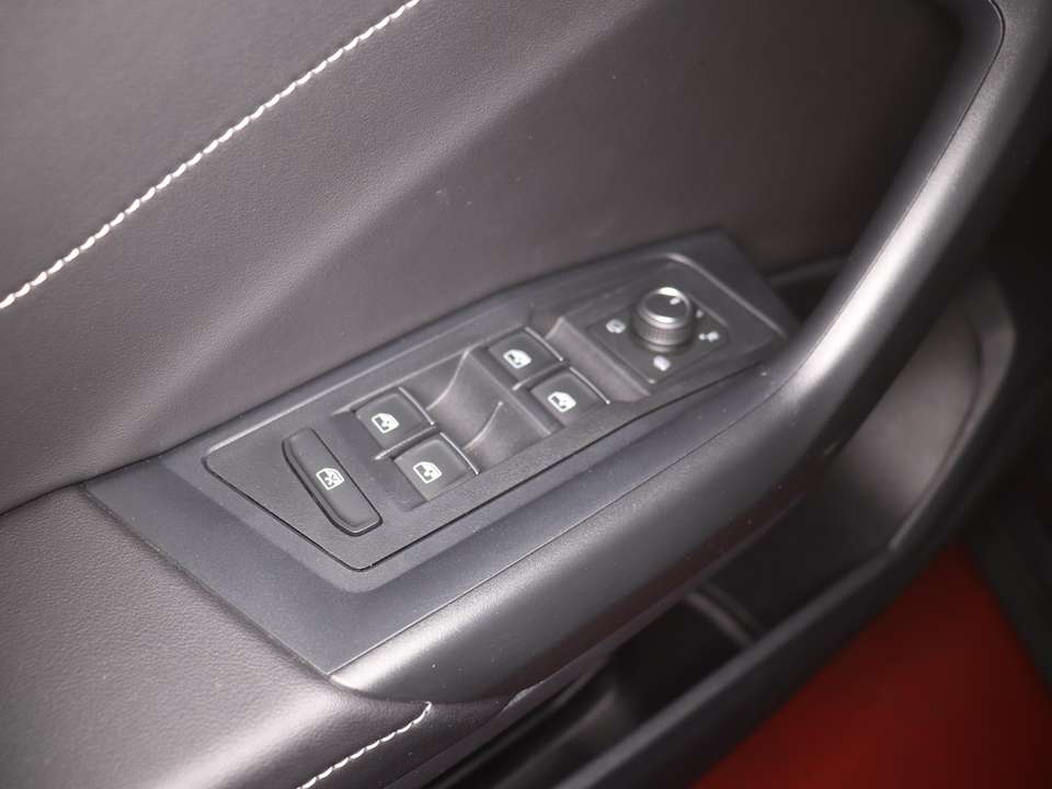 Volkswagen T-Roc - Imagem 15