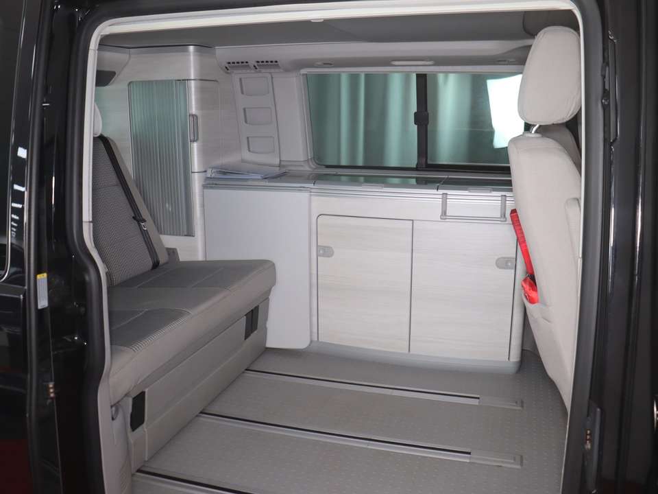 Volkswagen T6 California - Imagem 13