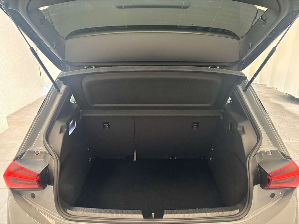 CUPRA Born - Imagem 6