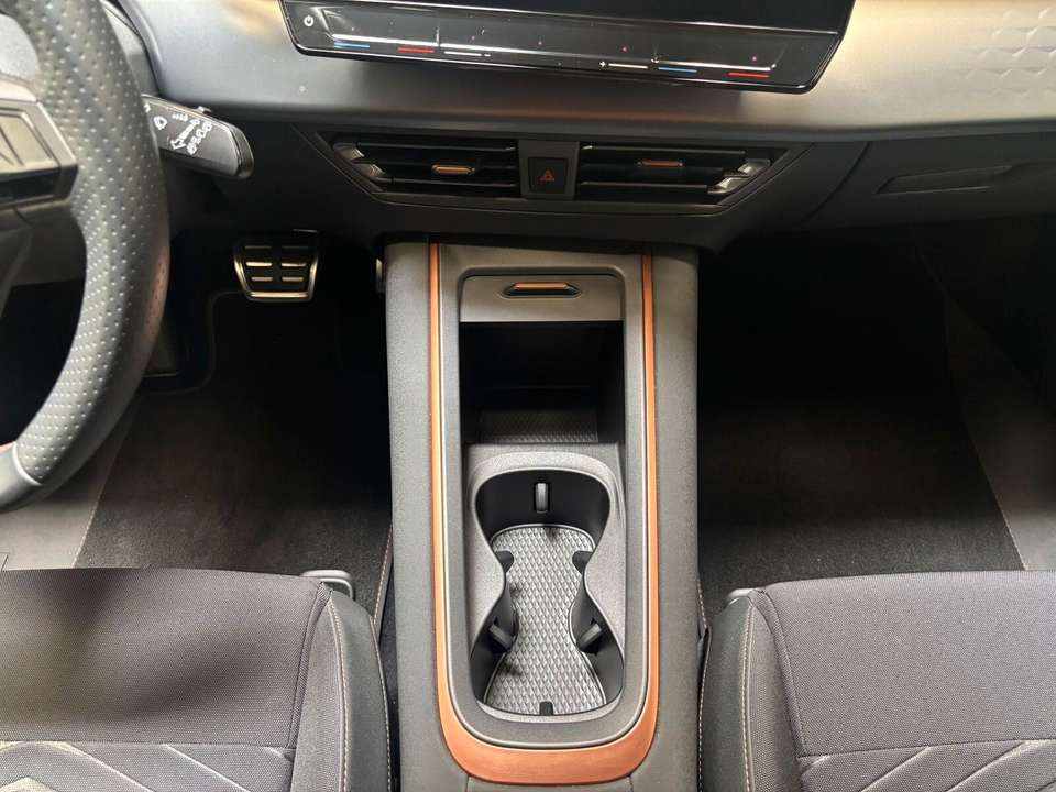 CUPRA Born - Imagem 12