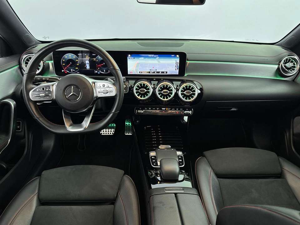Mercedes-Benz CLA 220 - Imagem 3