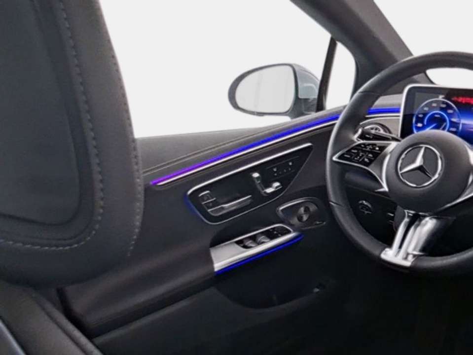 Mercedes-Benz EQE SUV - Imagem 9