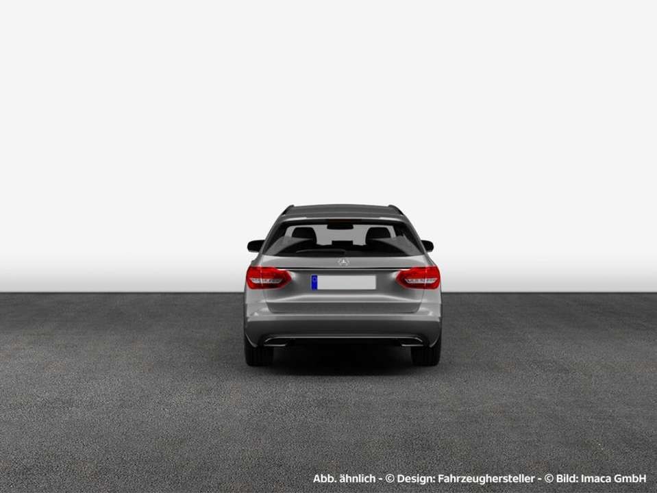 Mercedes-Benz C 300 - Imagem 6