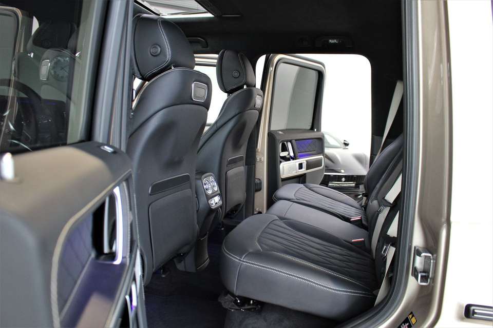 Mercedes-Benz G 400 - Imagem 6