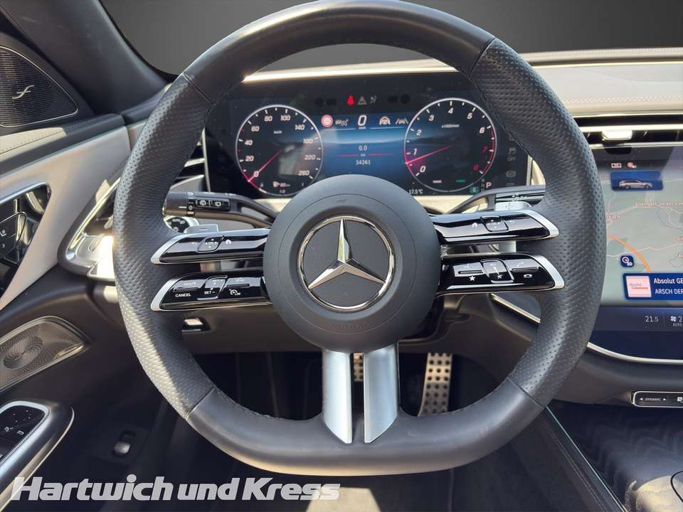 Mercedes-Benz E 200 - Imagem 12