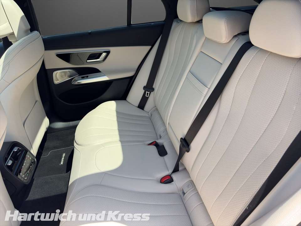 Mercedes-Benz E 200 - Imagem 15