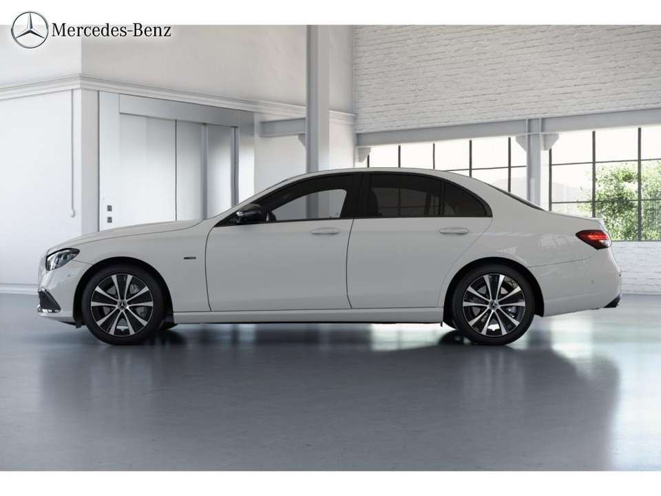 Mercedes-Benz E 300 - Imagem 3