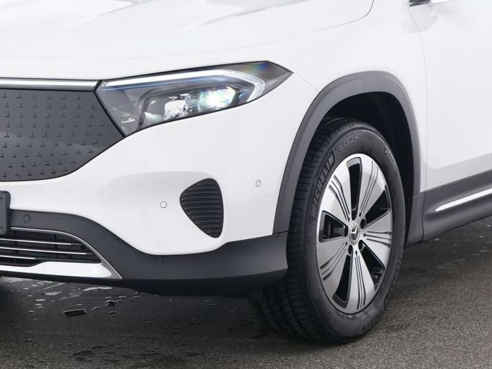 Mercedes-Benz EQB 250 - Imagem 2