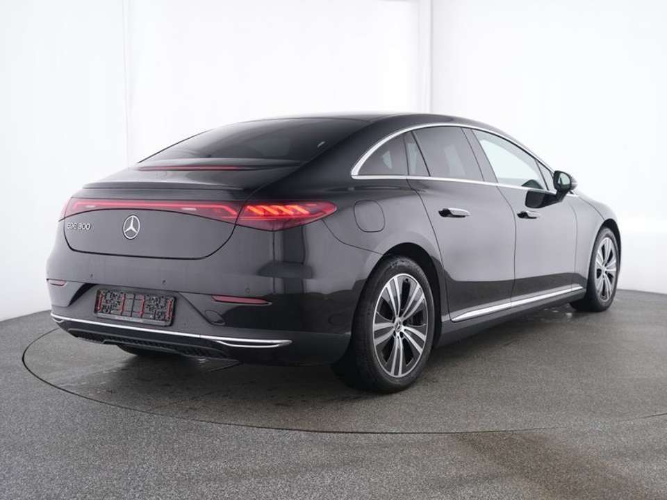 Mercedes-Benz EQE 300 - Imagem 3