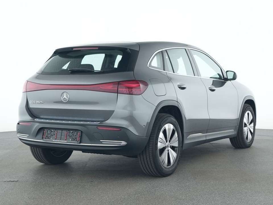 Mercedes-Benz EQA - Imagem 3