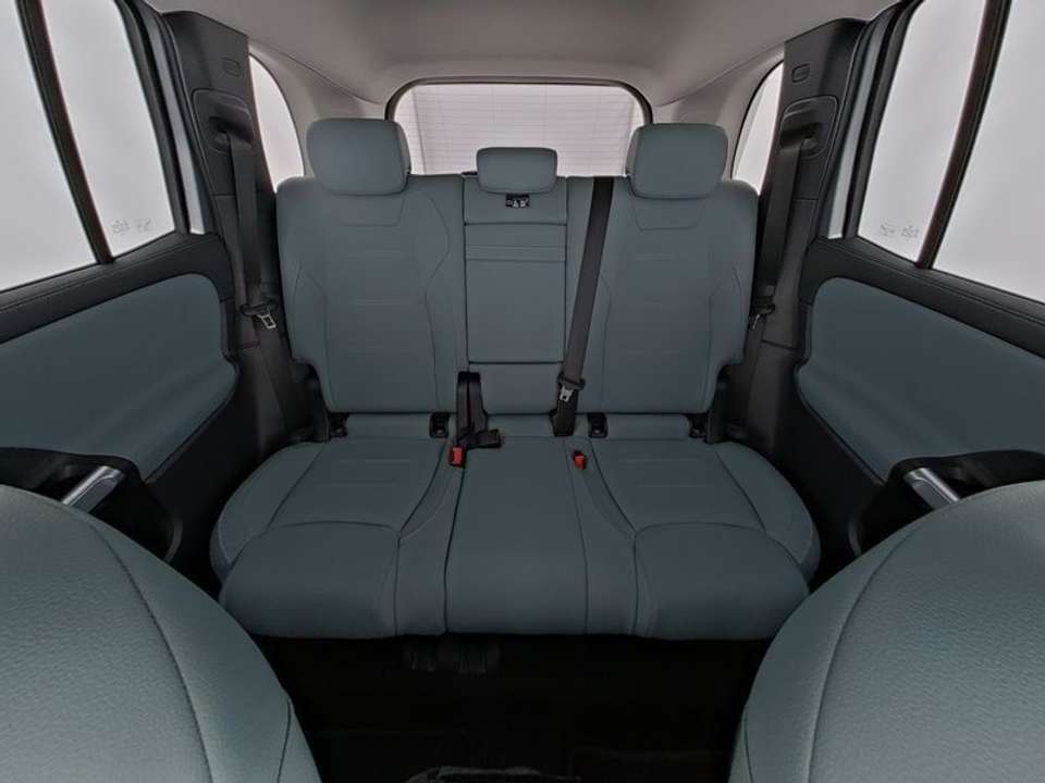 Mercedes-Benz EQB 250 - Imagem 9