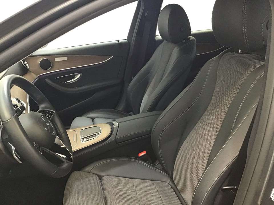 Mercedes-Benz E 200 - Imagem 7