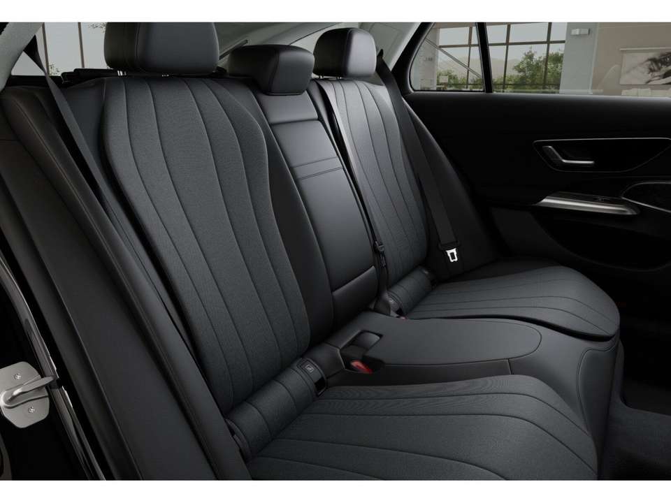 Mercedes-Benz E 220 - Imagem 10