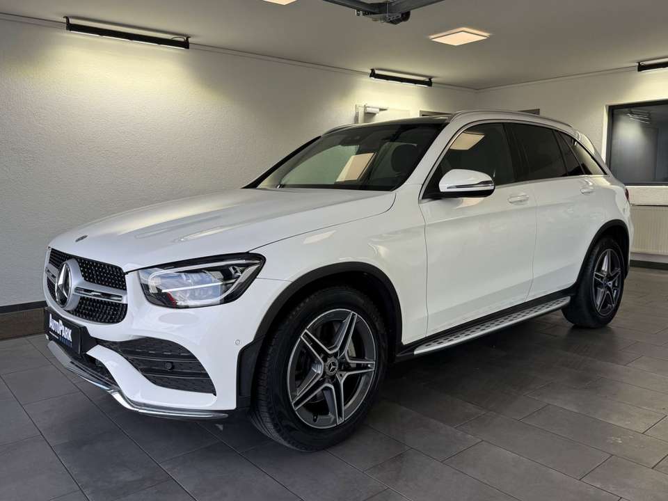 Mercedes-Benz GLC 220 - Imagem 1