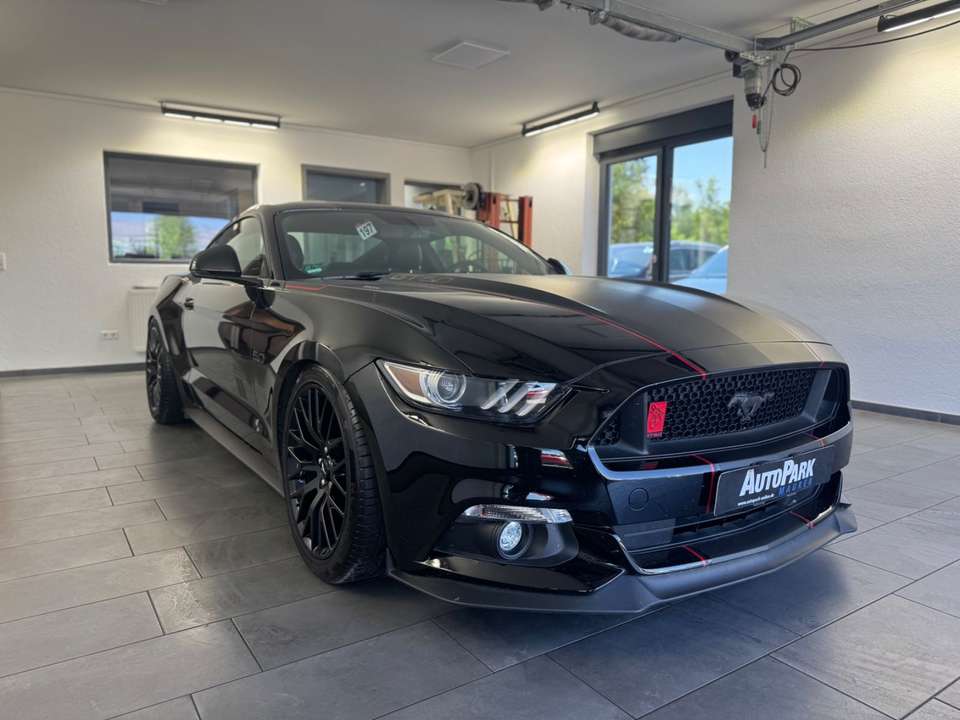 Ford Mustang - Imagem 3
