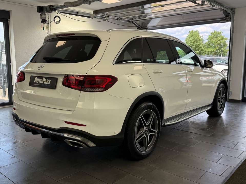 Mercedes-Benz GLC 220 - Imagem 7