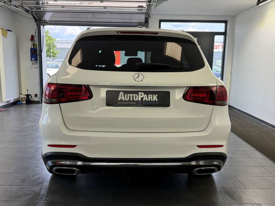 Mercedes-Benz GLC 220 - Imagem 8