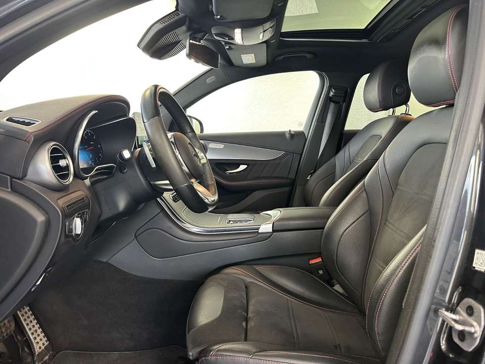 Mercedes-Benz GLC 300 - Imagem 11