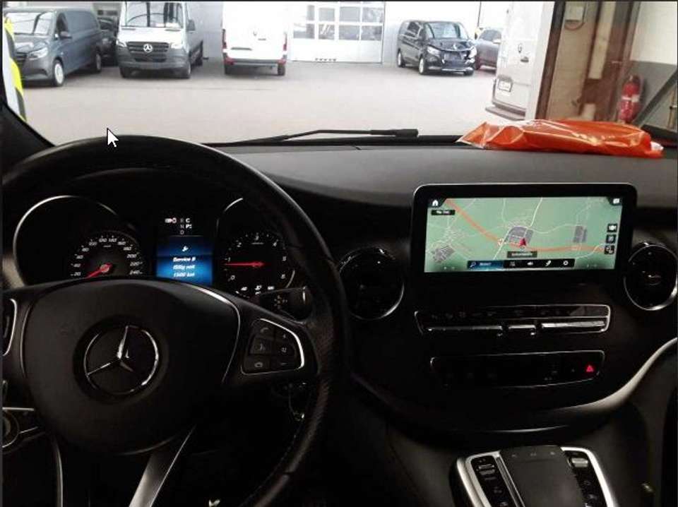Mercedes-Benz V 300 - Imagem 6