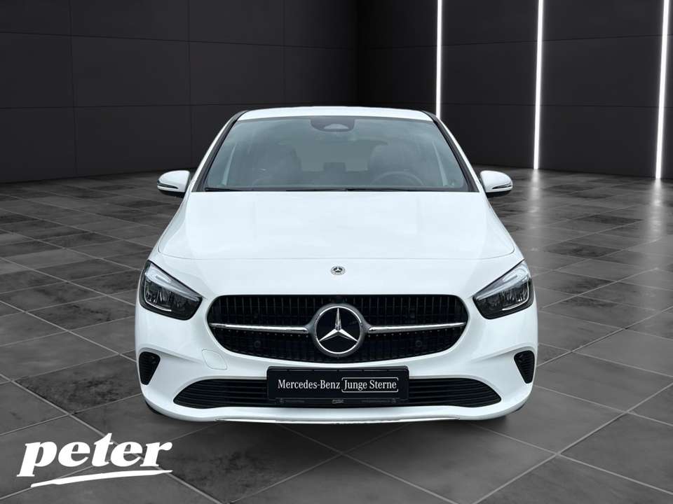 Mercedes-Benz B 180 - Imagem 2
