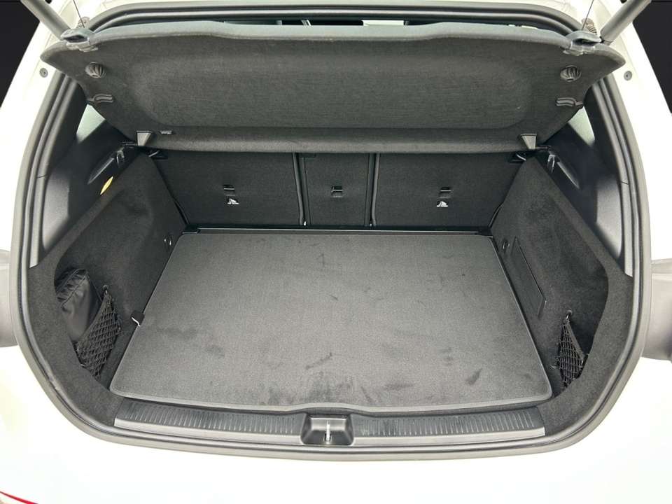 Mercedes-Benz B 180 - Imagem 15