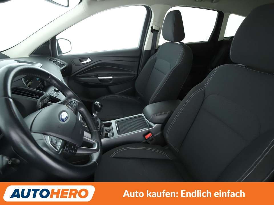 Ford Kuga - Imagem 10