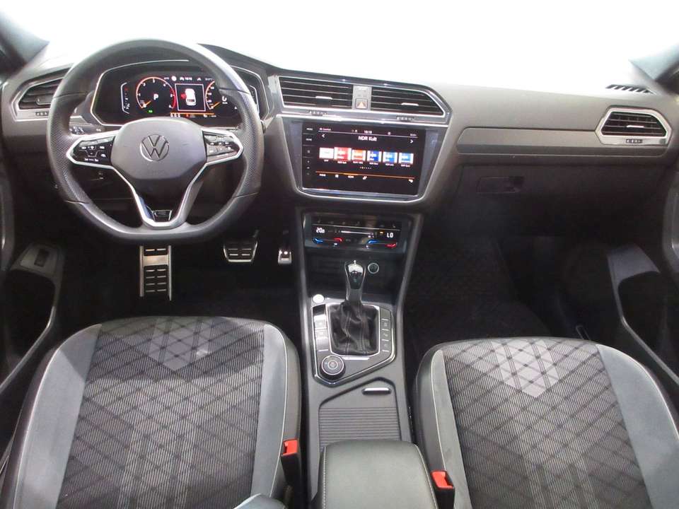Volkswagen Tiguan Allspace - Imagem 6