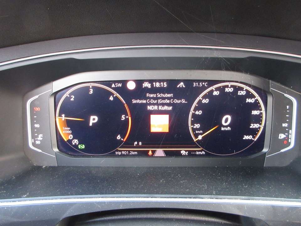 Volkswagen Tiguan Allspace - Imagem 8
