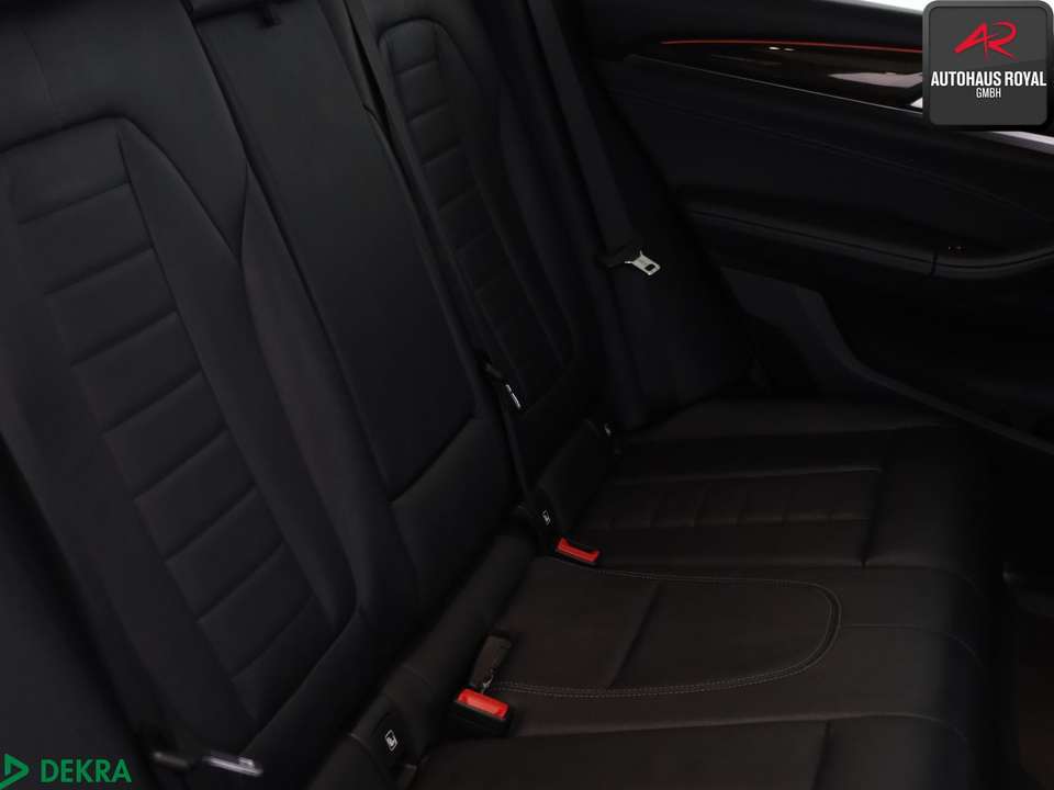 BMW X3 - Imagem 12