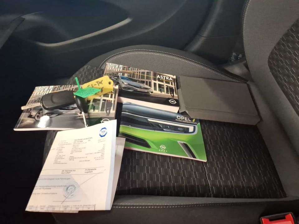 Car picture 11