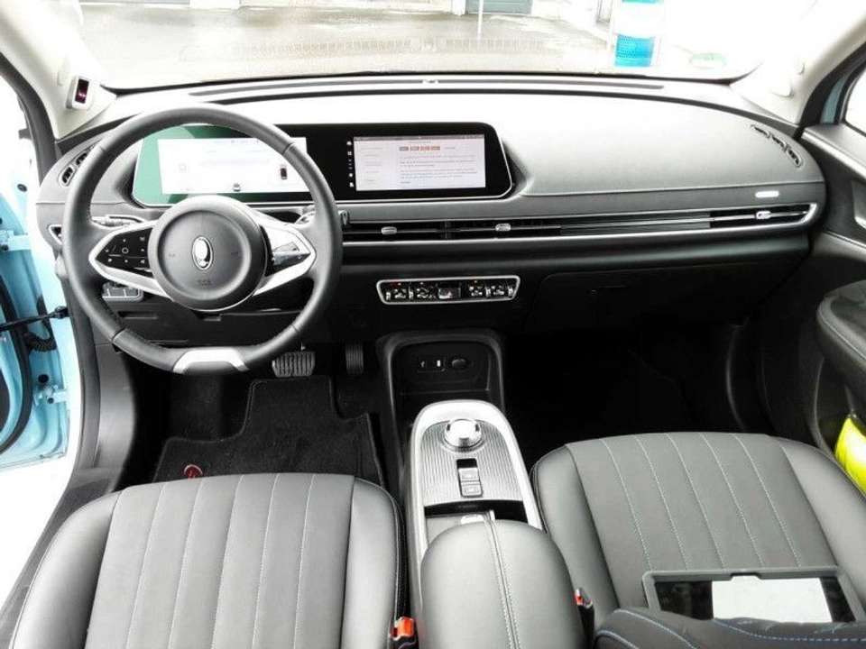 Car picture 11