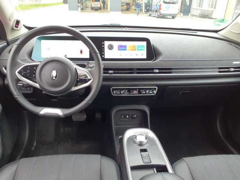 Car picture 10