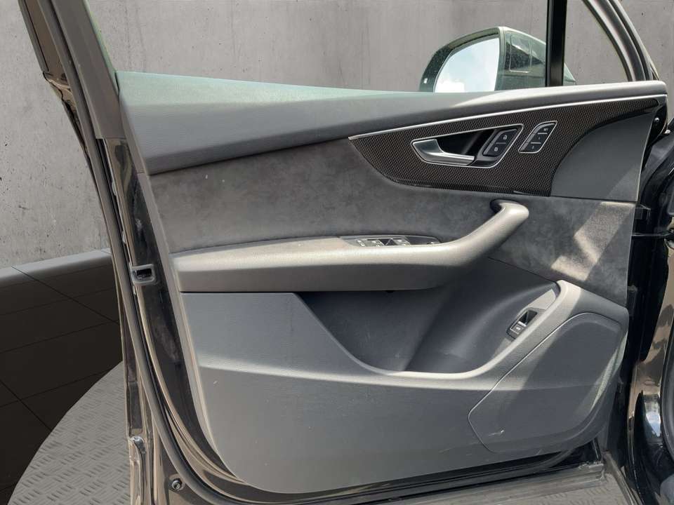 Audi Q7 - Imagem 13