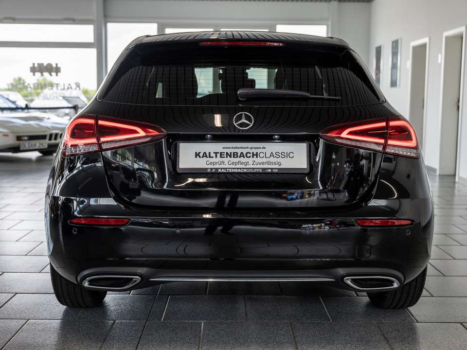 Mercedes-Benz A 220 - Imagem 6