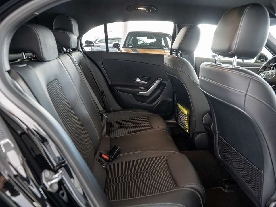 Mercedes-Benz A 220 - Imagem 9