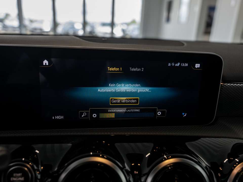Mercedes-Benz A 220 - Imagem 15