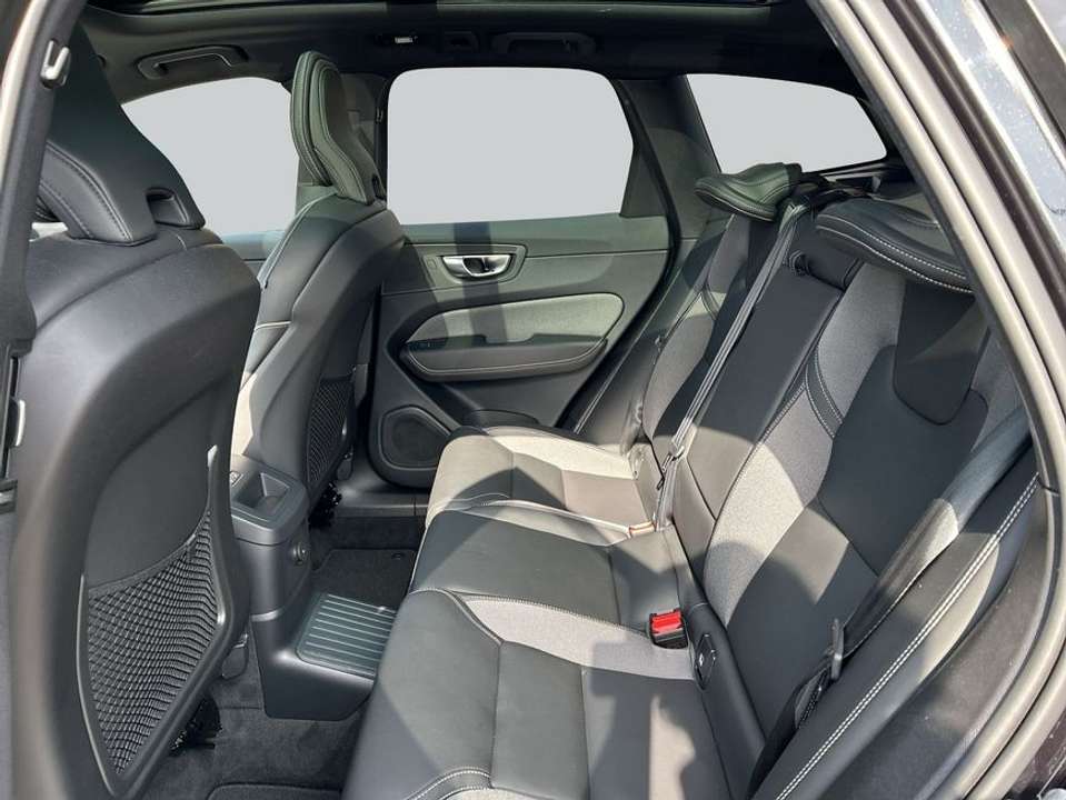 Volvo XC60 - Imagem 11