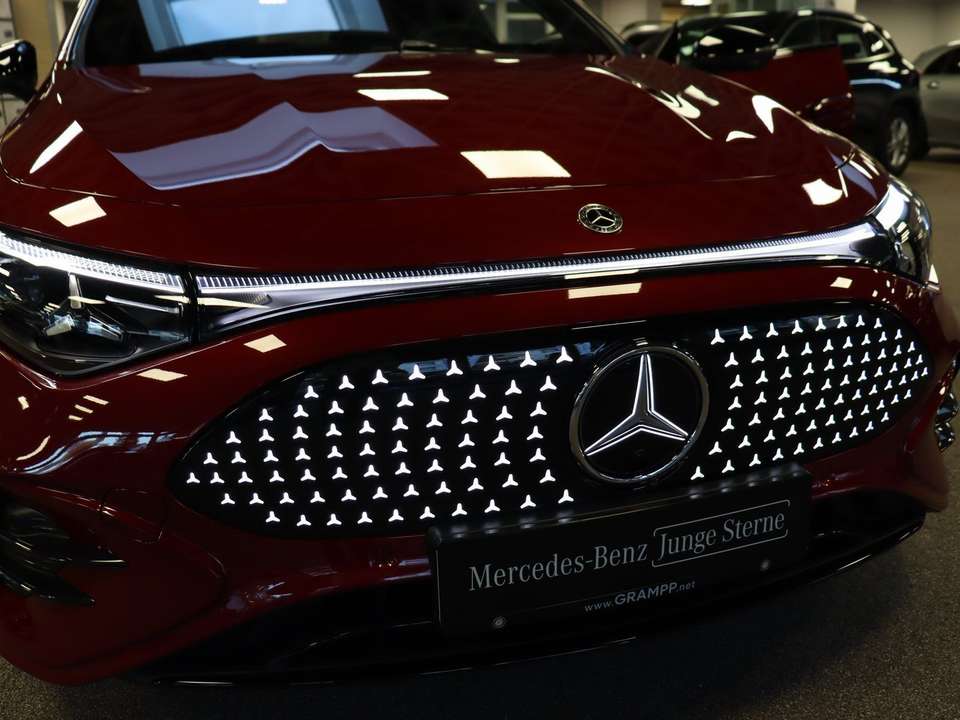 Mercedes-Benz CLA 250 - Imagem 3