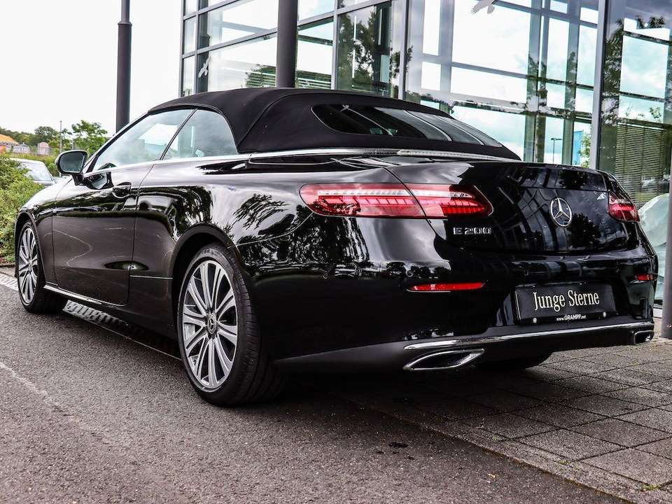 Mercedes-Benz E 200 - Imagem 3