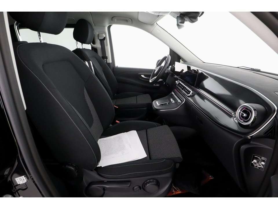 Mercedes-Benz V 300 - Imagem 8