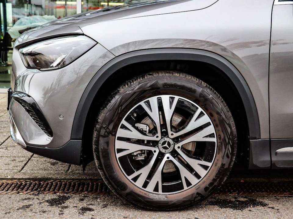 Mercedes-Benz GLA 200 - Imagem 11